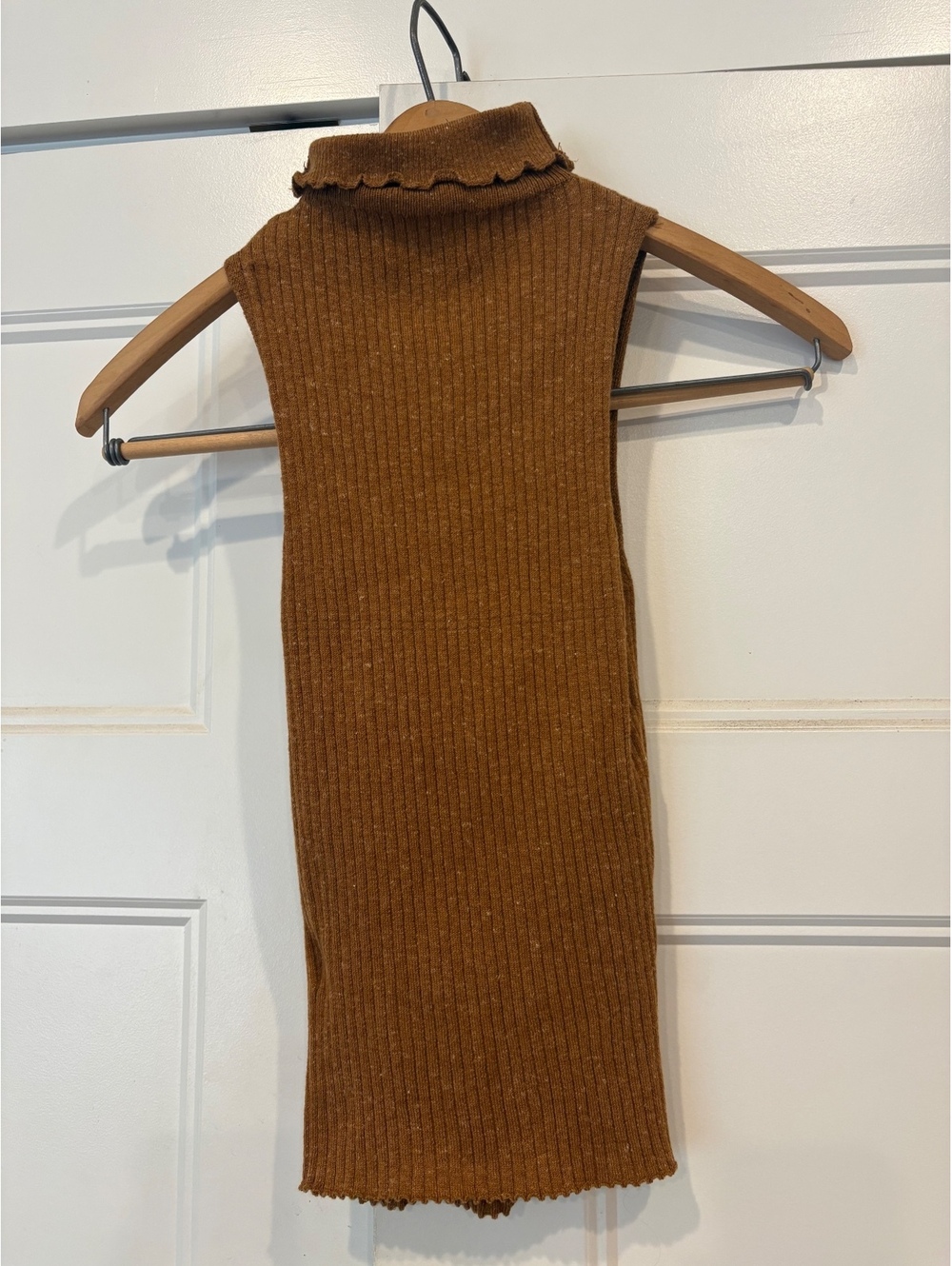 Urban Outfitters XS Brown Ribbed Sleeveless Turtleneck Sweater Top 90s
